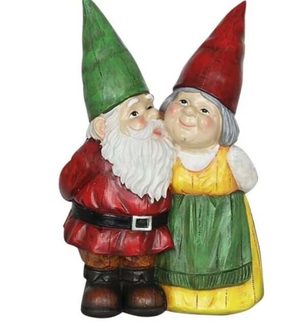 Couple Gnome Standing